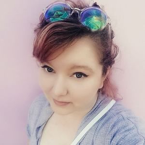 Meet your Posher, Lizzie